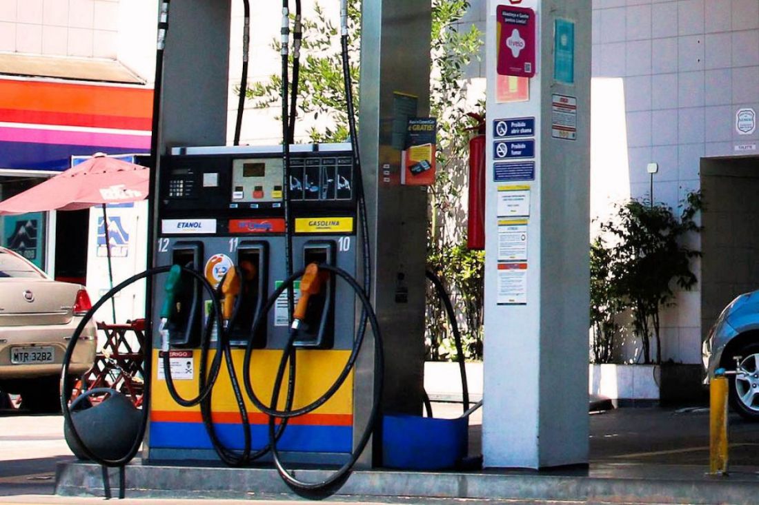 Goiânia tem a 2ª gasolina mais cara entre as capitais brasileiras via